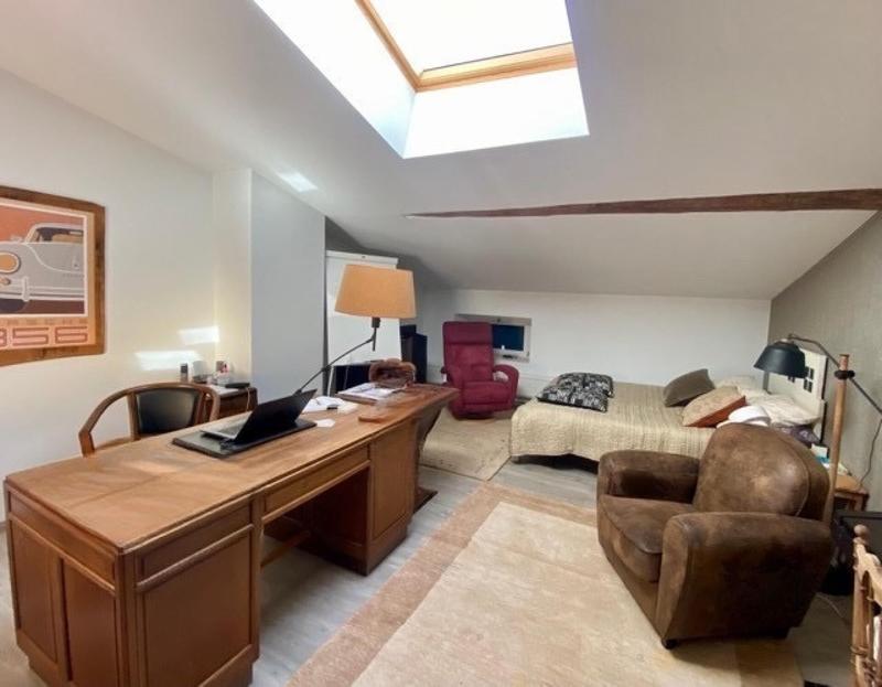 Maison de maîtres - 320 m² - 7 pièces