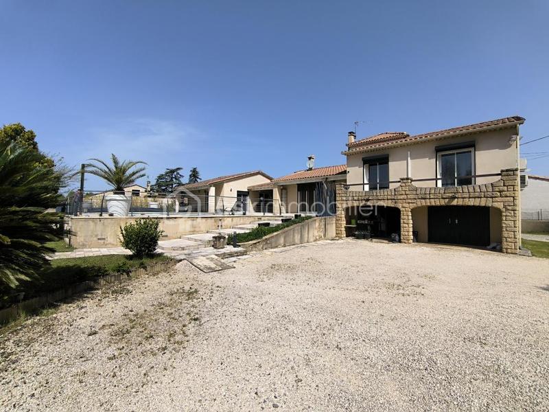 Maison traditionnelle - 188 m² - 6 pièces