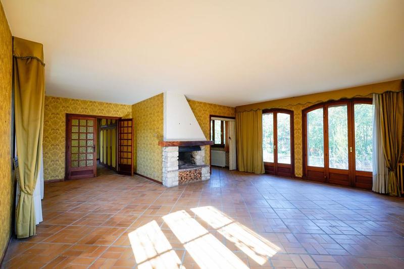 Maison - 208 m² - 6 pièces