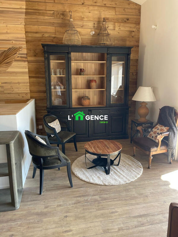 Maison - 160 m² - 5 pièces