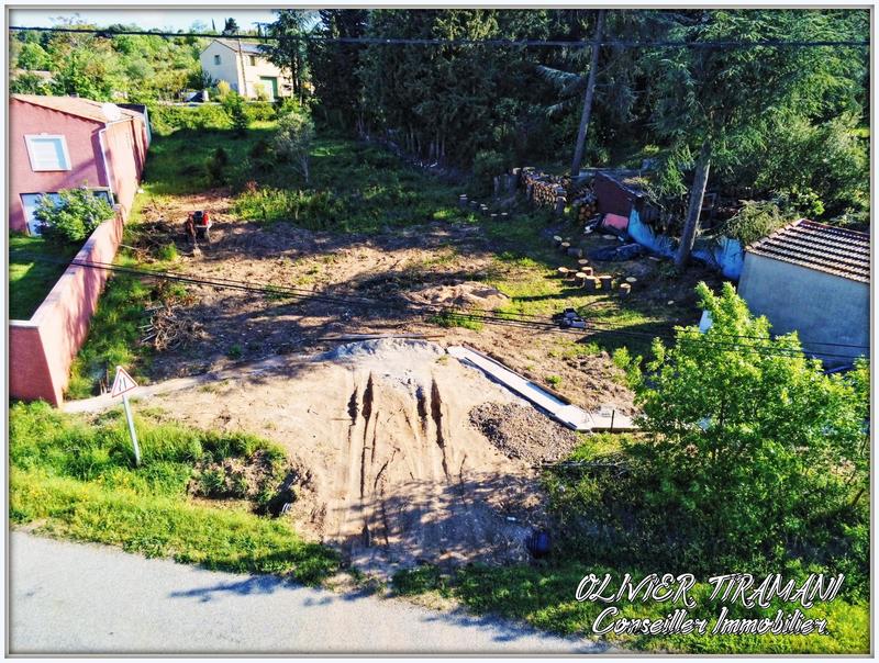 Terrain constructible - 1 316 m²