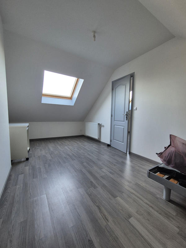 Maison - 95 m² - 5 pièces