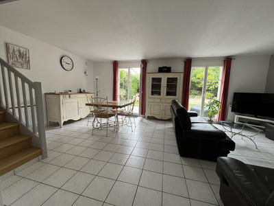 Maison - 101 m² - 5 pièces