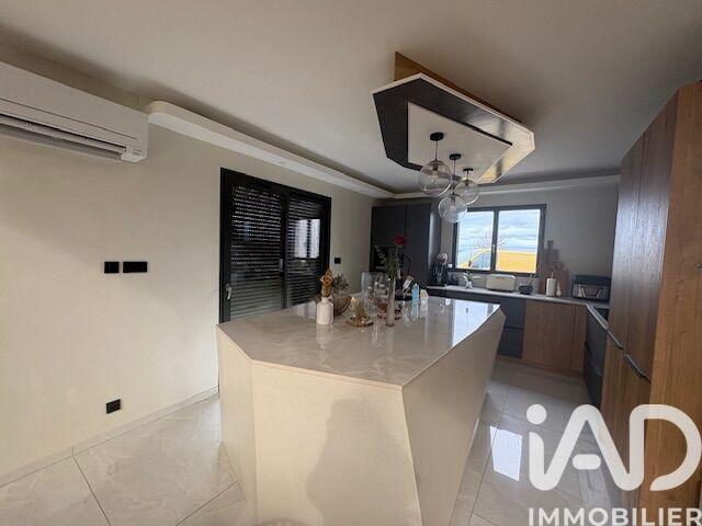 Maison de maîtres - 150 m² - 3 pièces