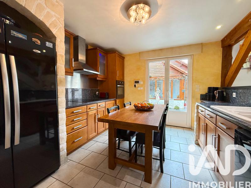 Maison - 156 m² - 8 pièces