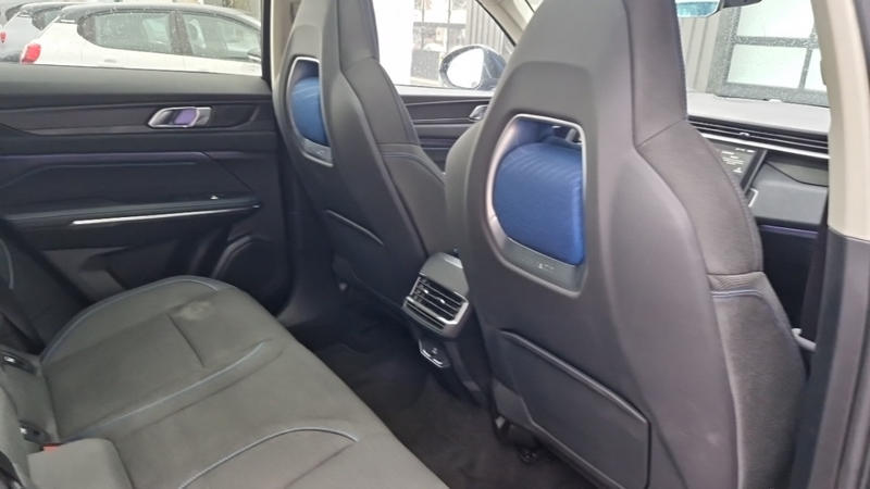 Lynk &amp; Co 01 1.5 Phev 261 Ch Dcth7