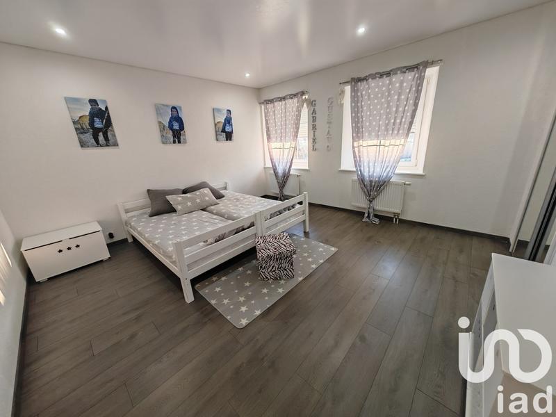 Maison - 329 m² - 10 pièces