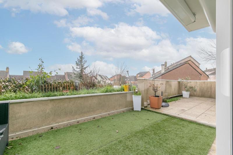 Appartement - 90 m² - 4 pièces