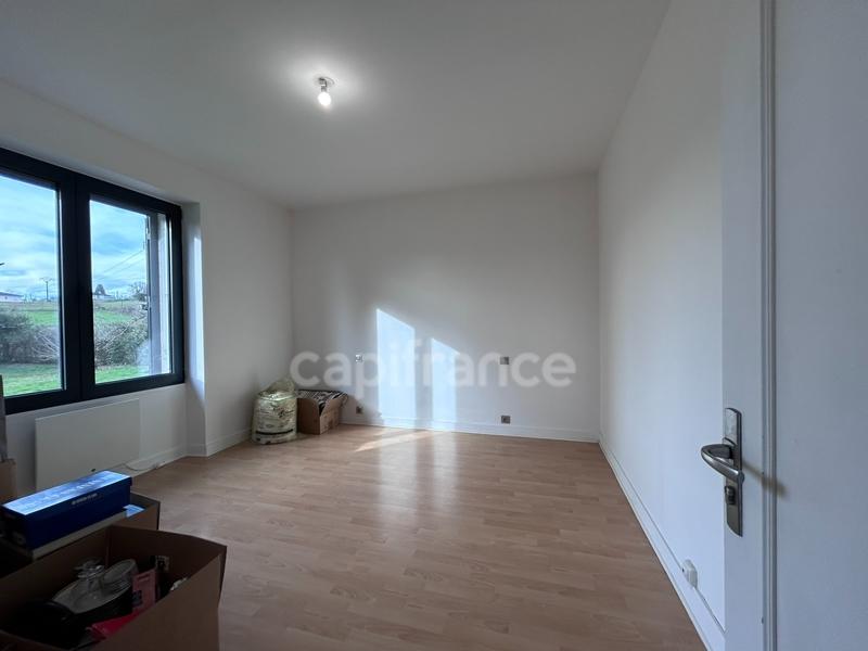 Maison - 212 m² - 5 pièces