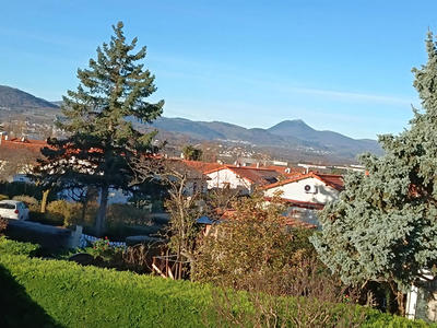 Maison - 111 m² - 6 pièces