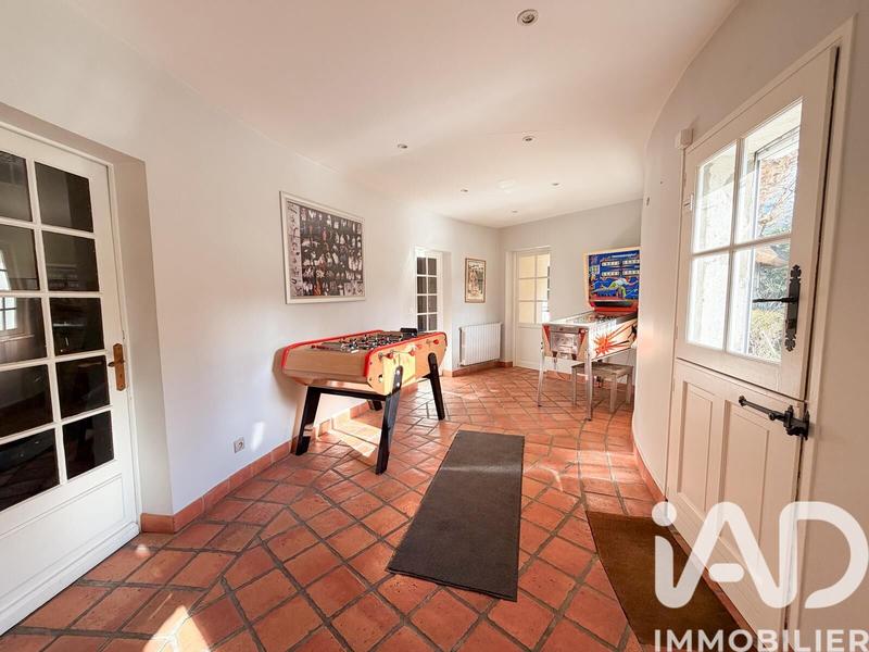 Maison - 321 m² - 10 pièces