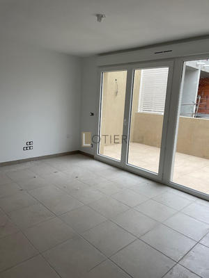 Appartement - 84 m² - 4 pièces