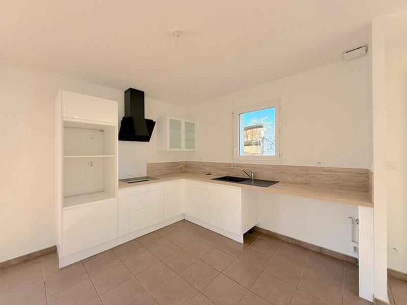 Maison - 79 m² - 4 pièces