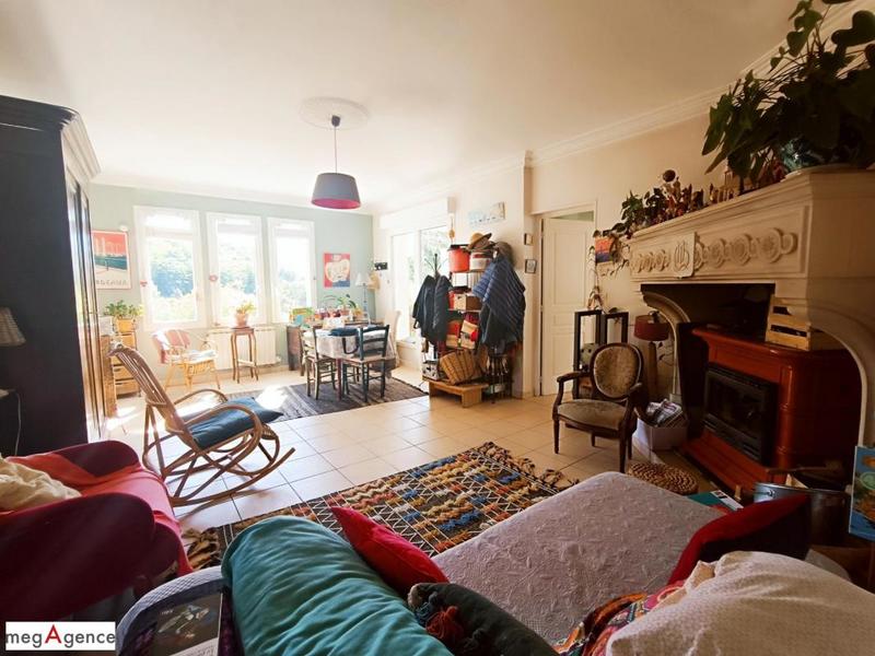 Maison - 107 m² - 6 pièces