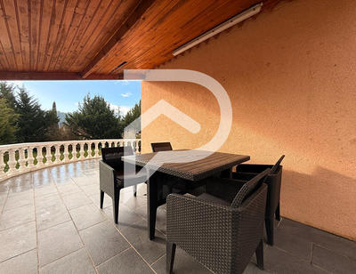 Villa - 144 m² - 7 pièces