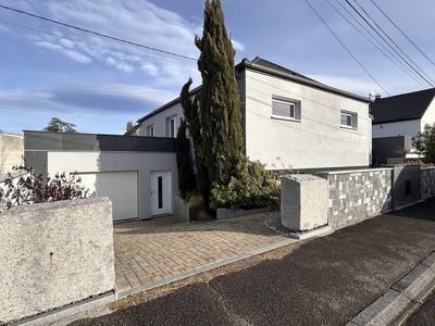 Maison contemporaine - 191 m² - 5 pièces