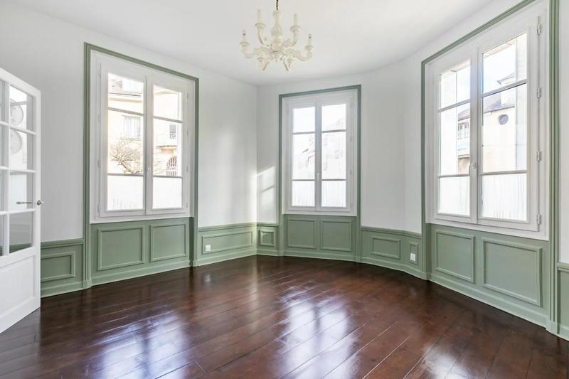 Appartement - 128 m² - 6 pièces