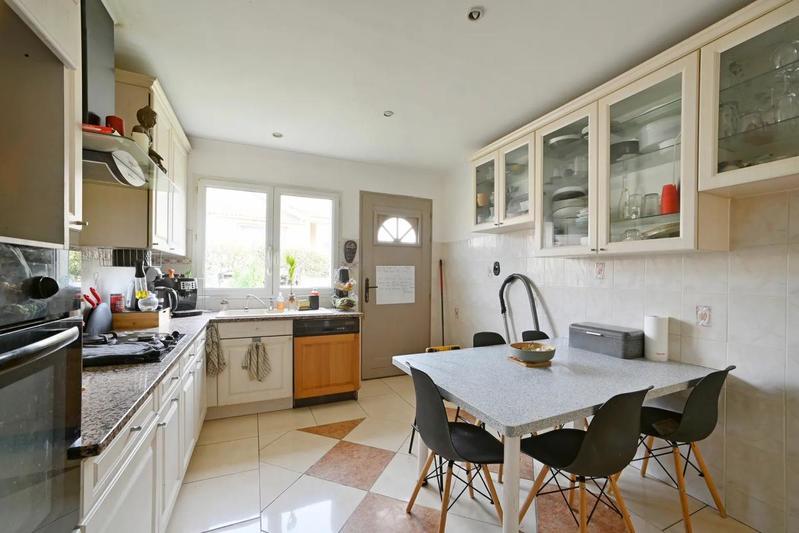 Maison - 160 m² - 7 pièces