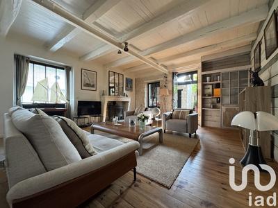 Maison - 180 m² - 7 pièces