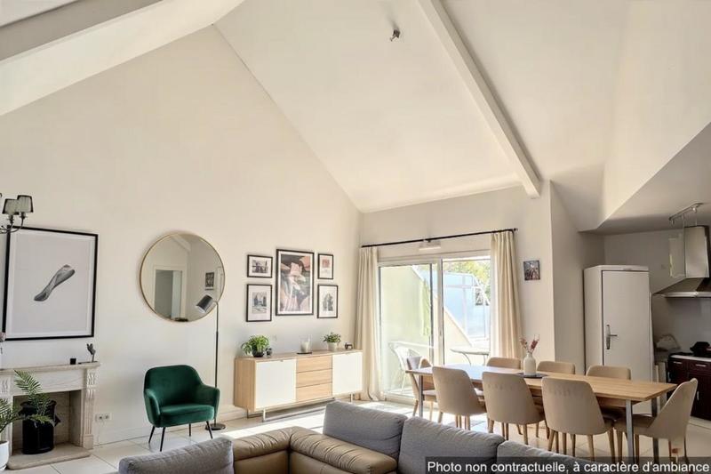 Appartement - 100 m² - 3 pièces