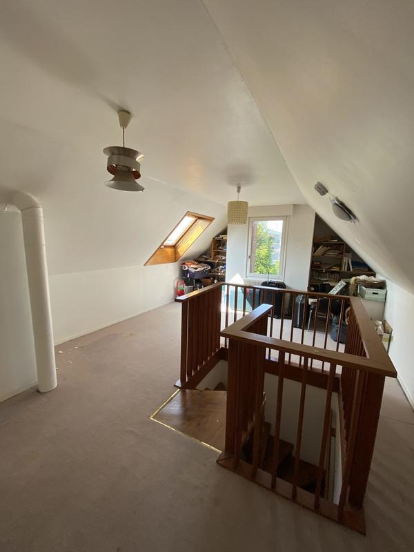 Villa - 179 m² - 9 pièces