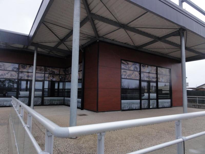 Local commercial - 355 m²