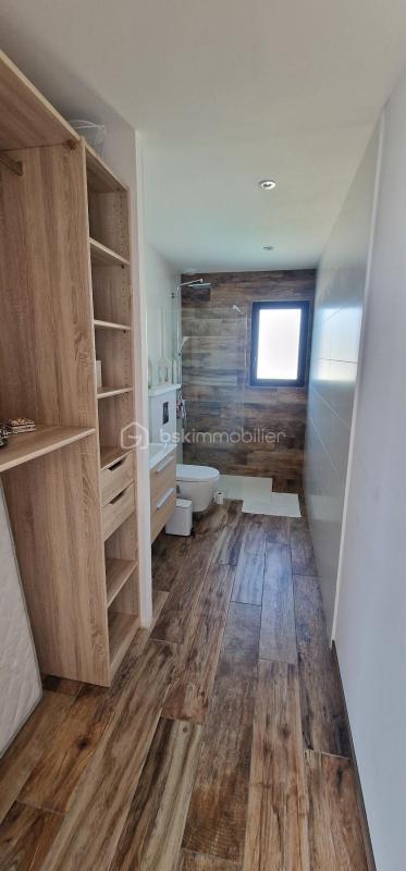 Villa - 213 m² - 5 pièces