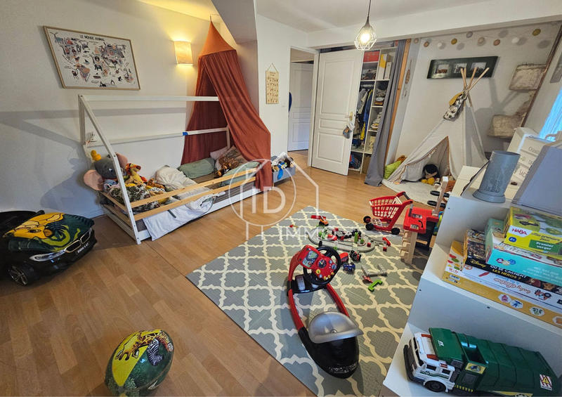 Maison de village - 130 m² - 4 pièces