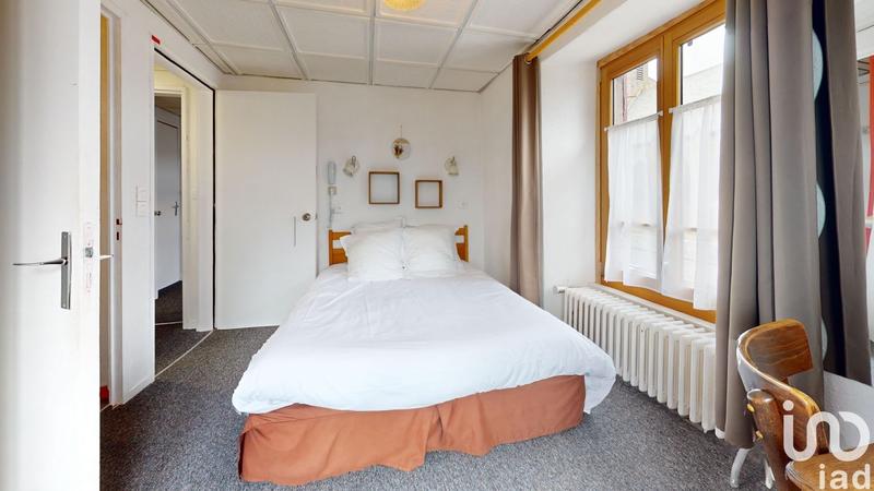 Local commercial - 606 m²