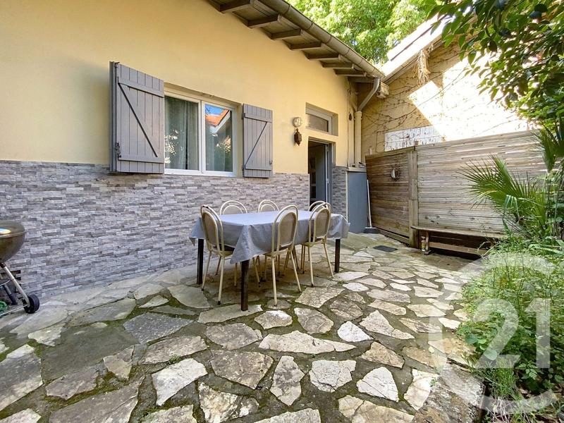 Maison - 73 m² - 3 pièces