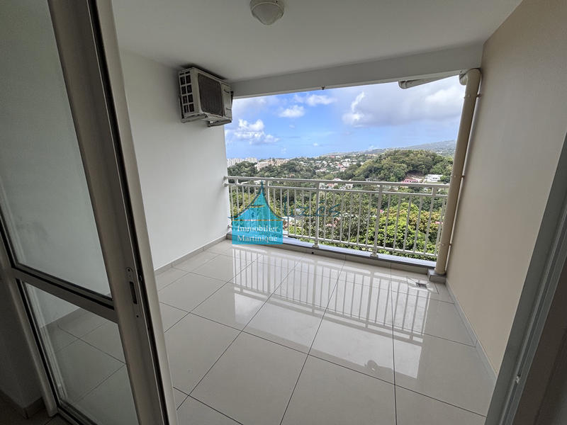 Appartement - 71 m² - 4 pièces