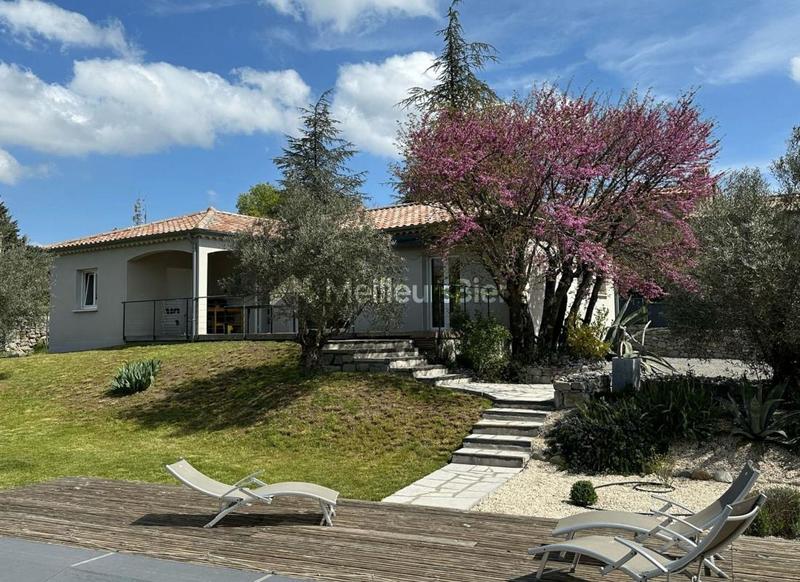 Villa - 106 m² - 5 pièces