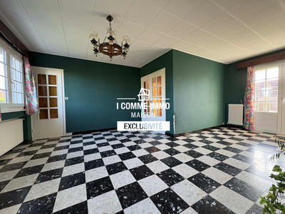 Maison - 94 m² - 6 pièces