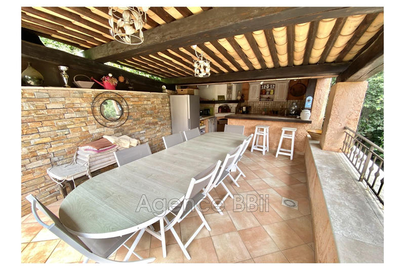 Maison - 194 m² - 4 pièces