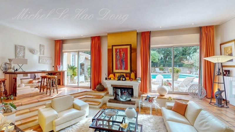 Maison - 166 m² - 5 pièces