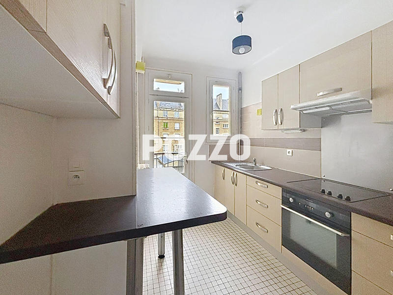 Appartement - 81 m² - 3 pièces