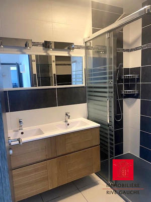 Appartement - 111 m² - 5 pièces