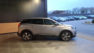 Peugeot 3008 II 1.6 Hybrid 225 E-Eat8 Allure