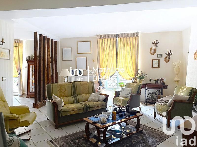 Appartement - 170 m² - 6 pièces