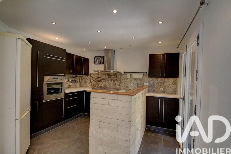 Maison - 96 m² - 4 pièces