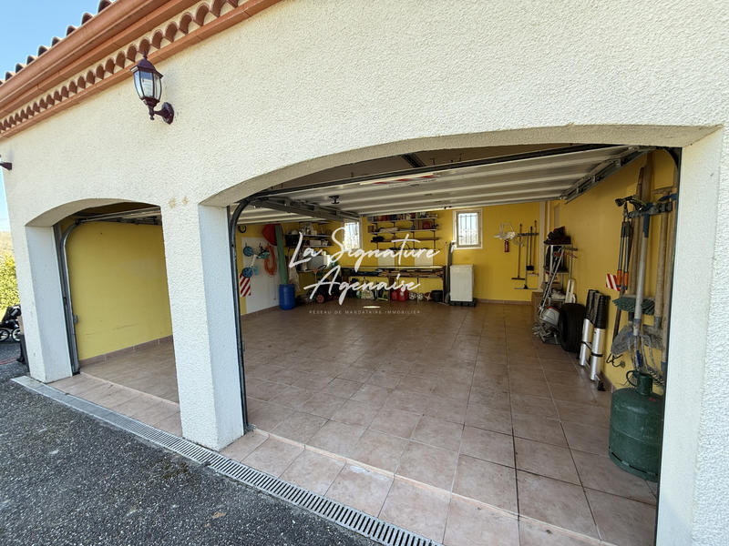 Maison - 220 m² - 7 pièces