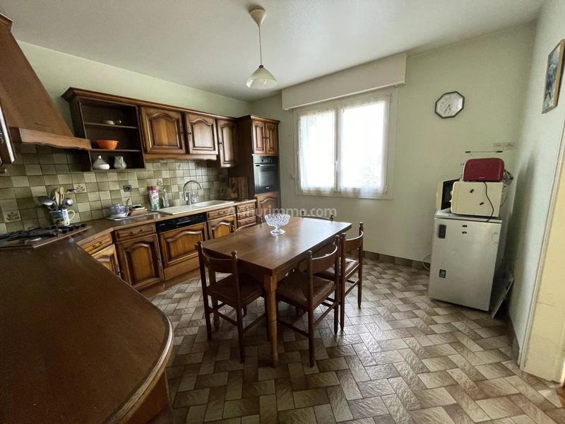 Maison - 151 m² - 7 pièces