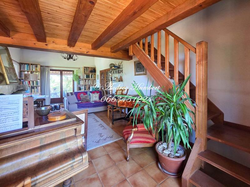 Maison - 160 m² - 7 pièces