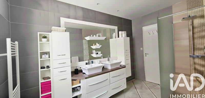 Maison - 162 m² - 6 pièces