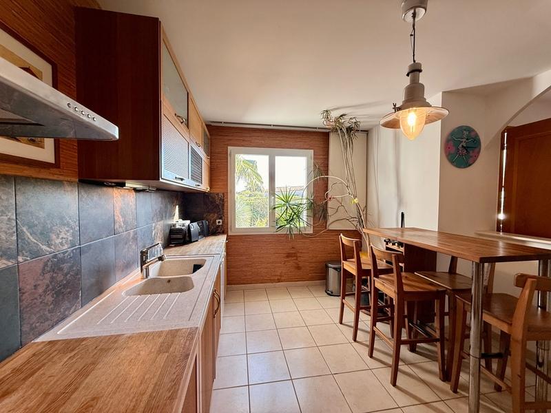 Maison - 178 m² - 7 pièces