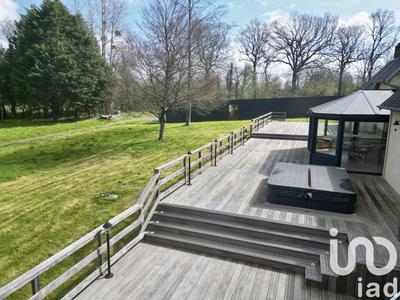 Maison - 322 m² - 11 pièces