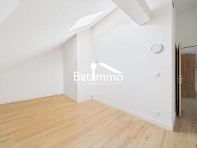 Appartement - 75 m² - 4 pièces