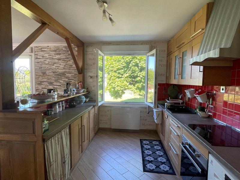 Maison - 175 m² - 9 pièces