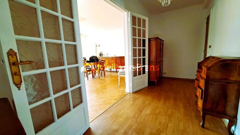Appartement - 96 m² - 4 pièces