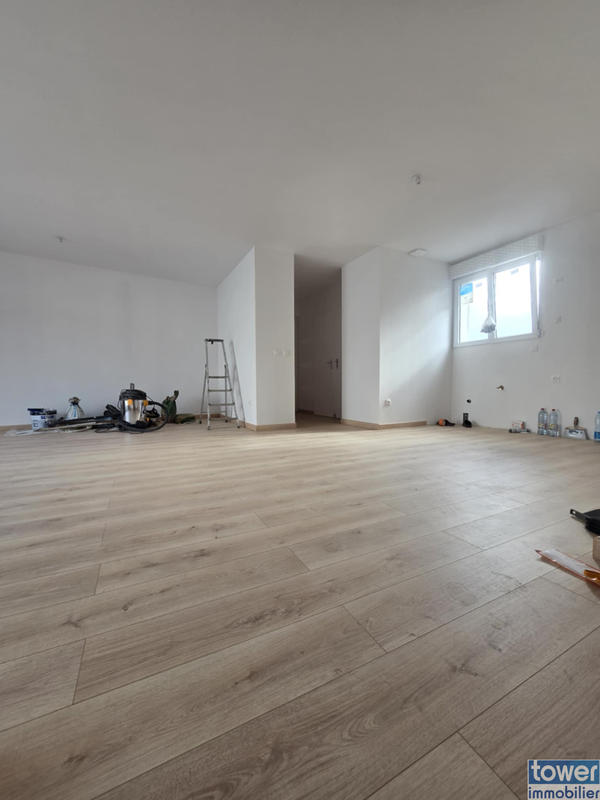 Maison - 76 m² - 3 pièces